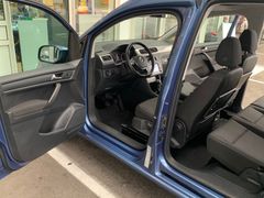 Fahrzeugabbildung Volkswagen Caddy 2,0 TDI BMT Beach / Camping / Klappbett