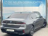 BMW i7 xDrive60 M Sport Pro AHK PANO TV B&W AutomTür - BMW i7 mit Schiebedach