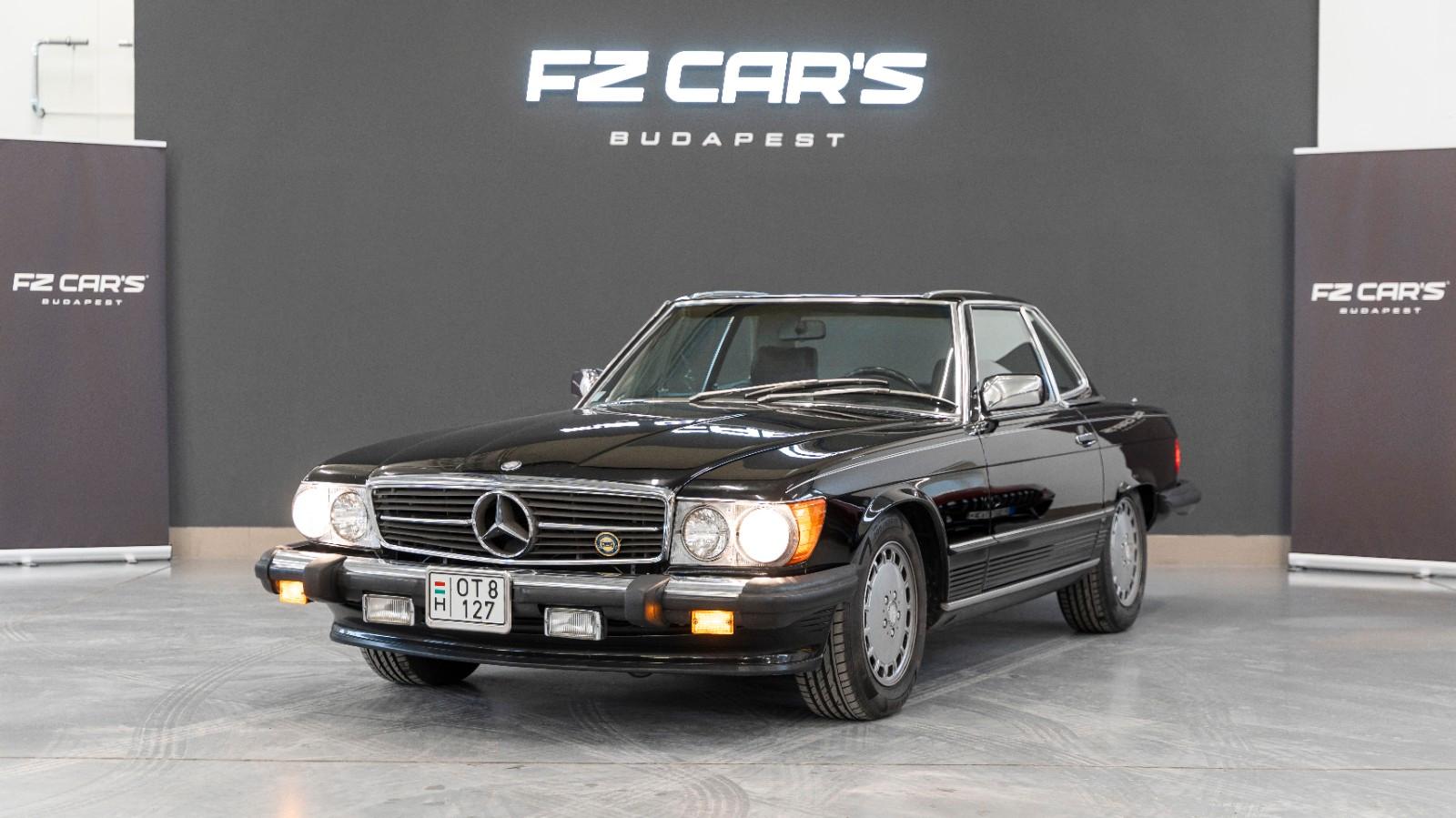 Mercedes-Benz SL 560 W107