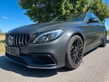 Mercedes-Benz C 63 S AMG Limousine V8 S - Mercedes-Benz C 63 AMG: Schwarz