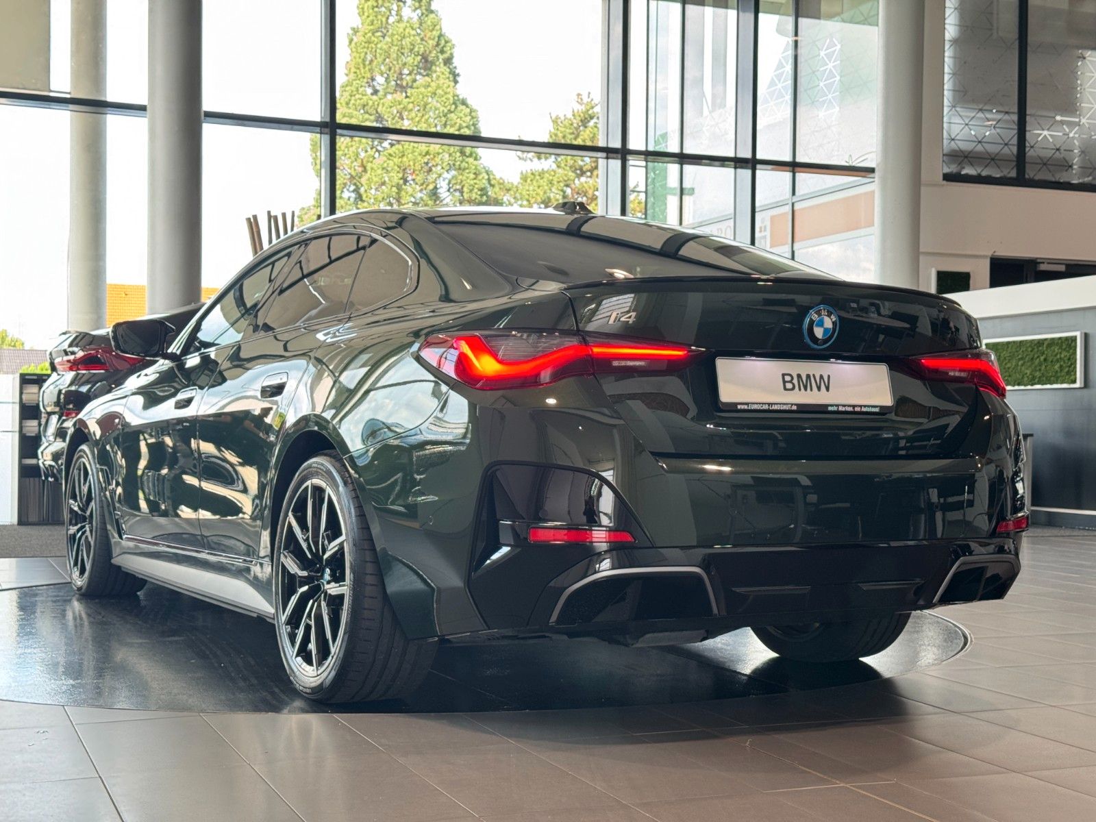 BMW i4 M50 M-Sport Pro Laser SurrView H&K ACC 19 foto 2