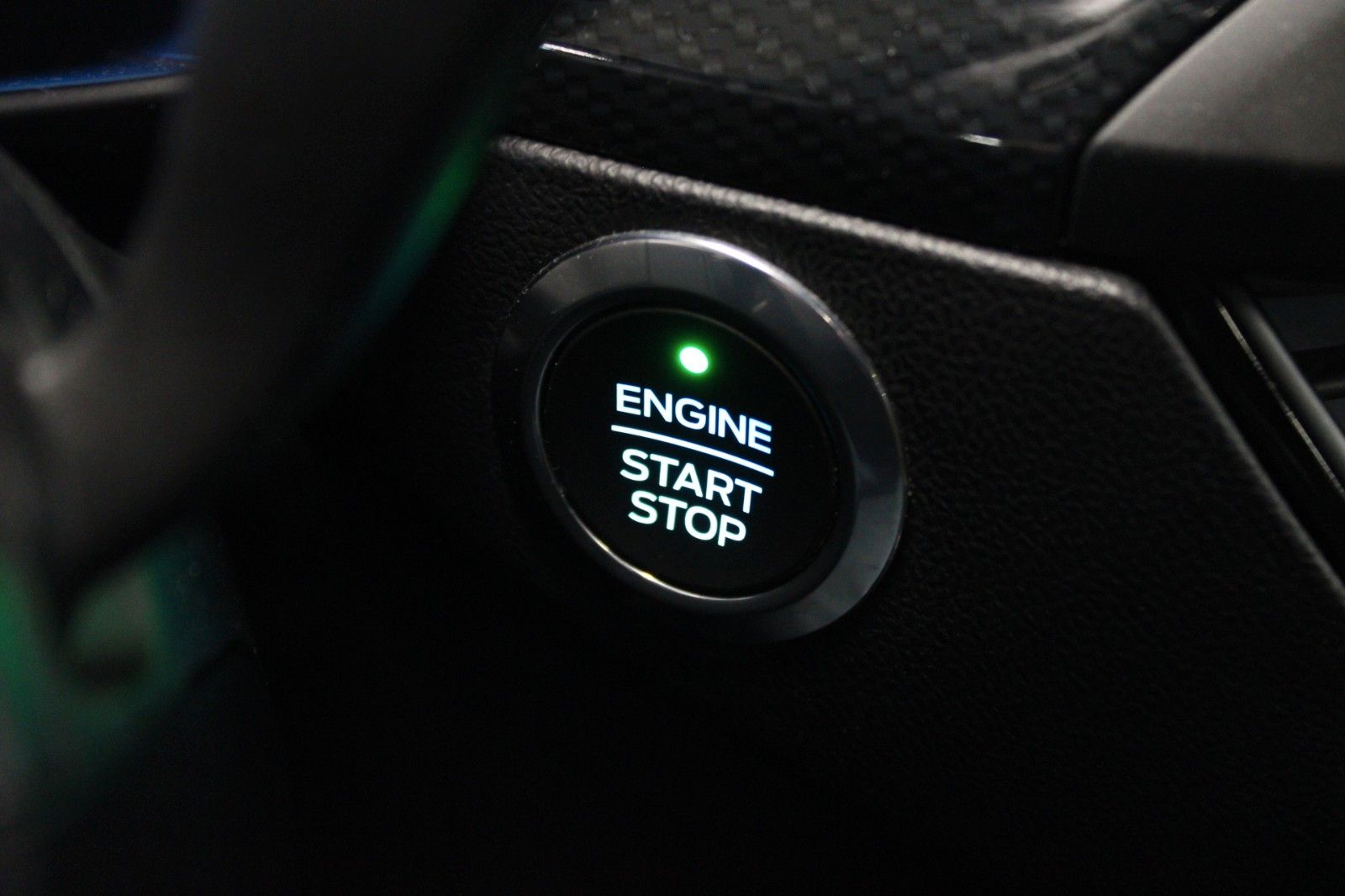 Fahrzeugabbildung Ford Focus ST-Line X Aut. LED PANO CAM ACC WinterPak.