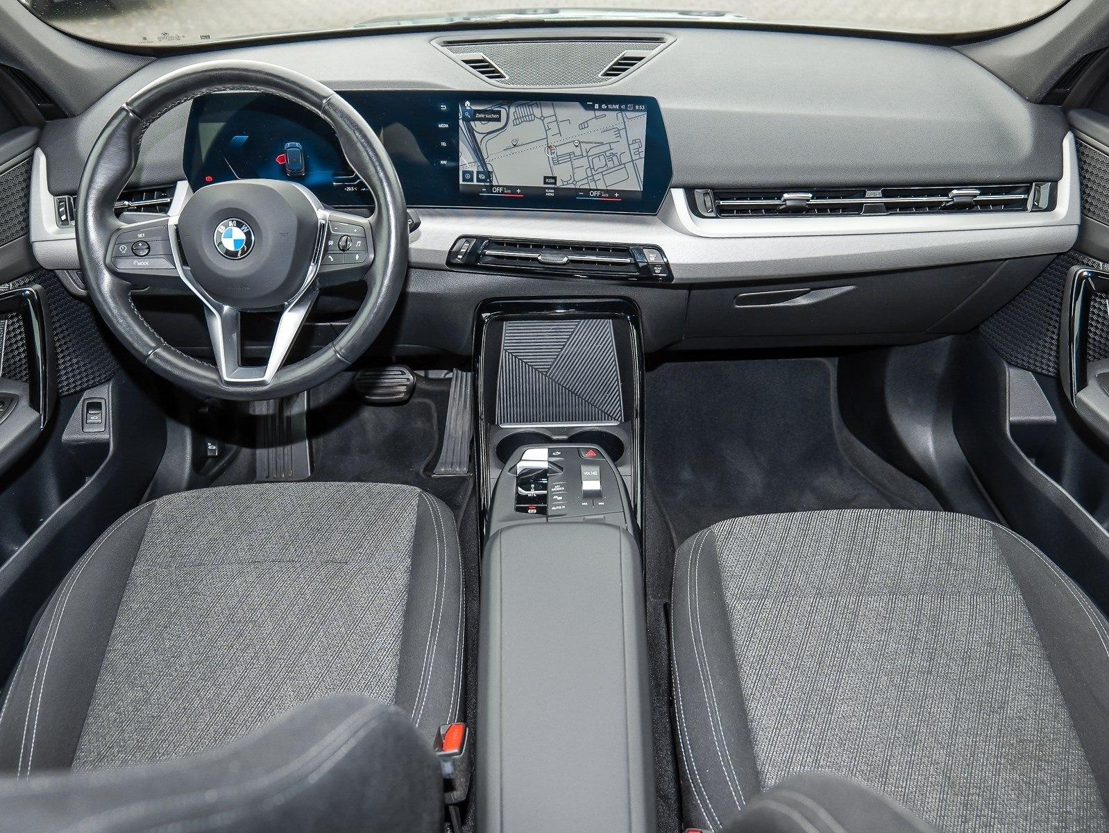 BMW X1 sDrive18i ACC RFK NAVI LED PDC V+H