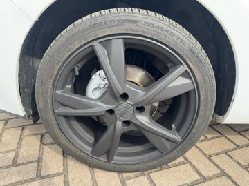 Renault Clio LIMITED 1.2 16V 75 Klimaanlage, Bluetooth F