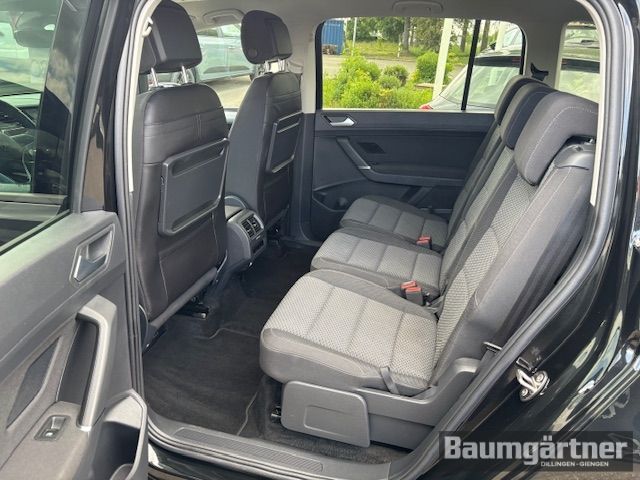 Fahrzeugabbildung Volkswagen Touran Comfortline 1.5 TSI DSG Kamera/PDC/Sitzh.
