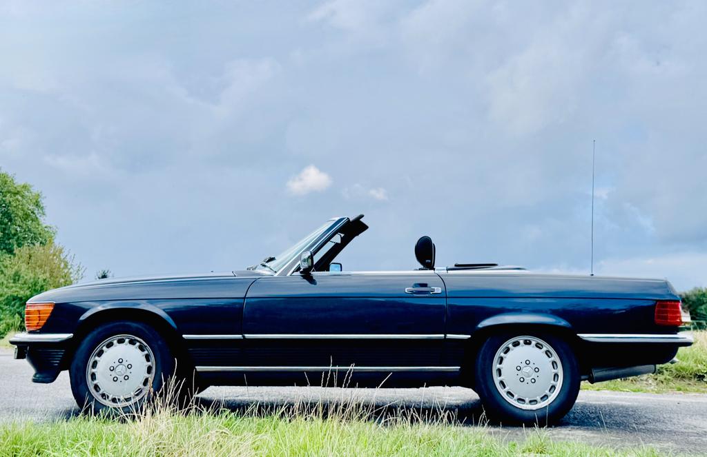 Mercedes-Benz SL 300