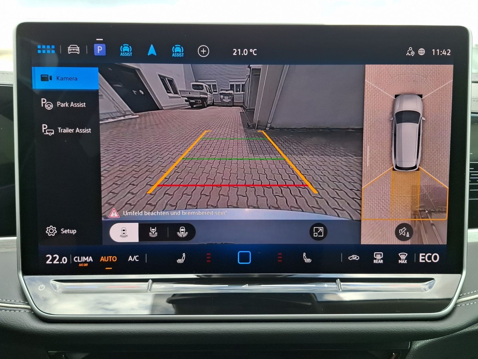 Fahrzeugabbildung Volkswagen Passat eHybid Elegance DSG Matrix AHK Navi HUD A