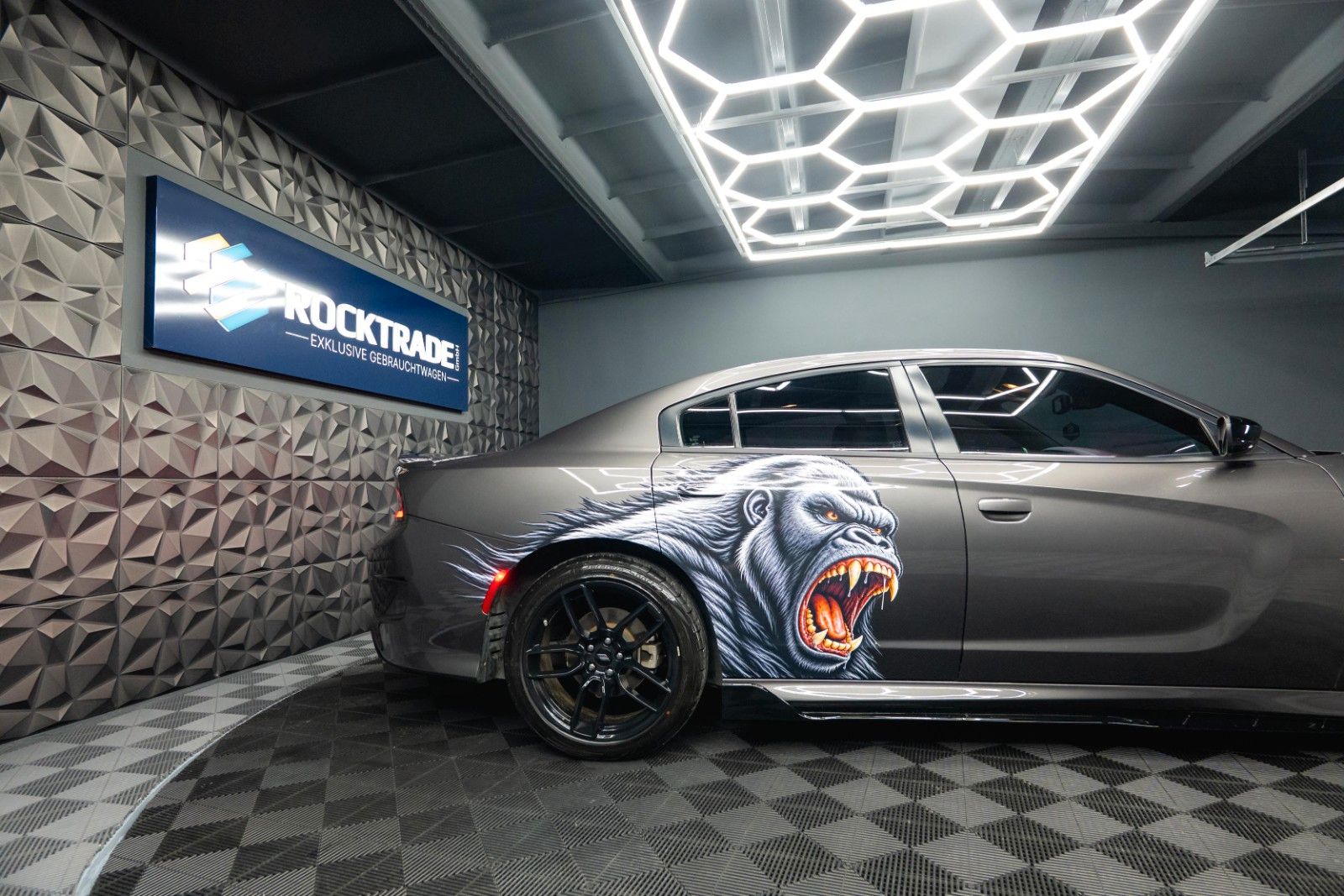 Fahrzeugabbildung Dodge Charger 5.7 V8 HEMI R/T KONG Night Performance