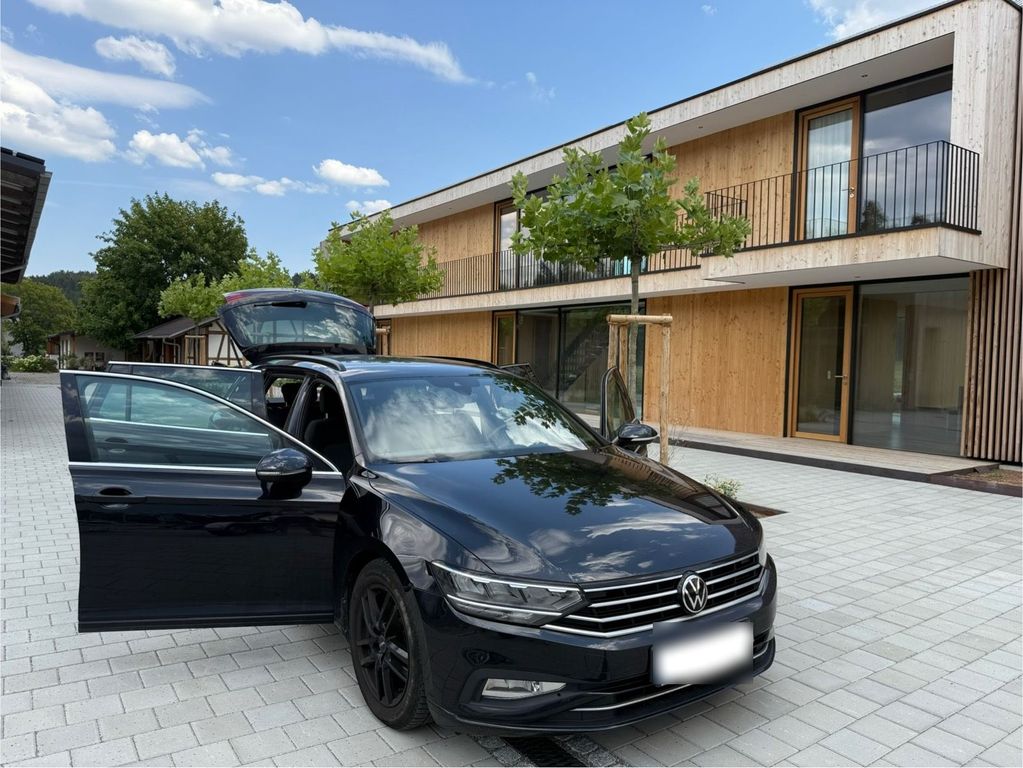 Image of Volkswagen Passat Variant