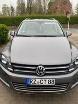 Volkswagen Touareg 3.0 V6 TDI Tiptronic BlueMotion Tech... - VW Touareg Gebrauchtwagen in Lübeck