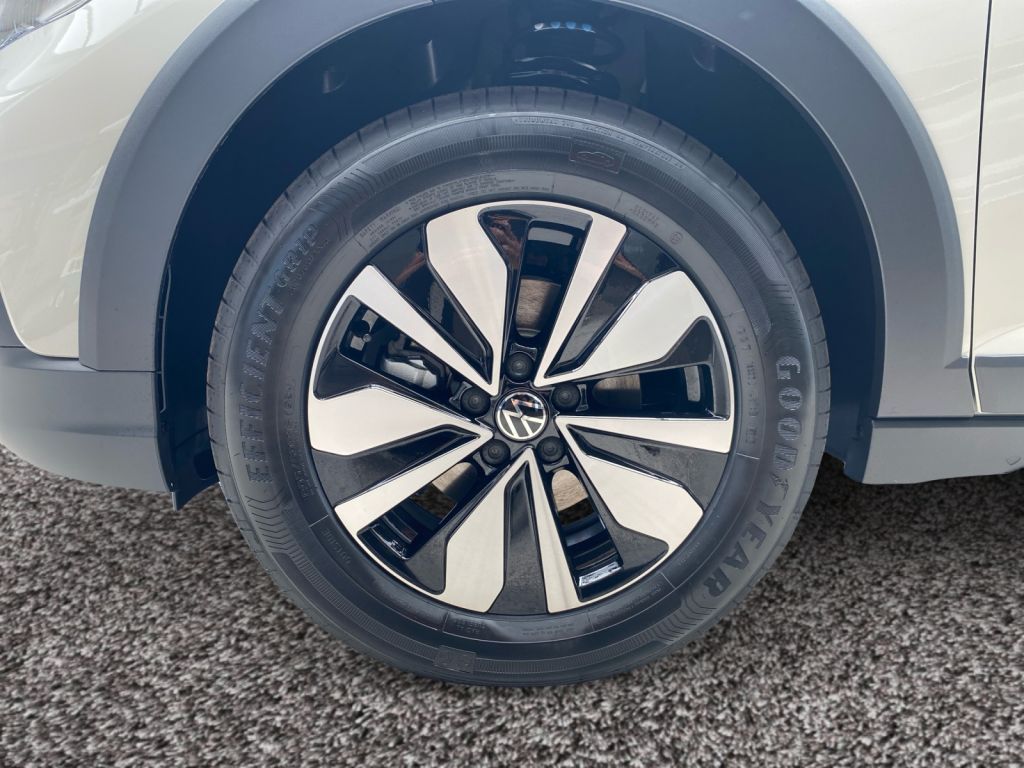 Fahrzeugabbildung Volkswagen Taigo 1.0 TSI OPF DSG