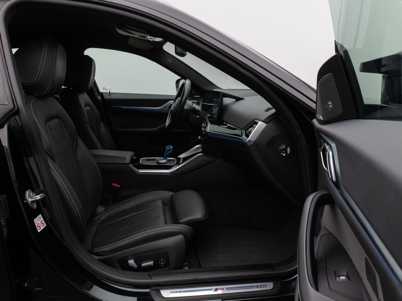 Fahrzeugabbildung BMW i4 M50 Gran Coupé Kamera Laser H/K HUD ACC AHK