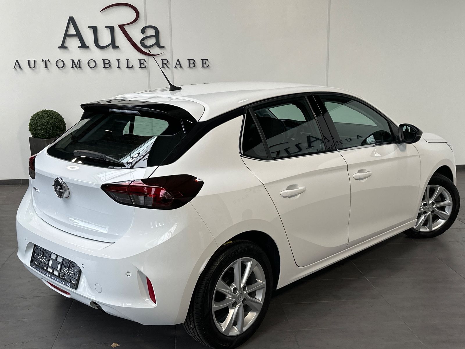 Fahrzeugabbildung Opel Corsa F 1.2 Elegance LED+KAM+PDC+DAB+VCOCK+KLIMA
