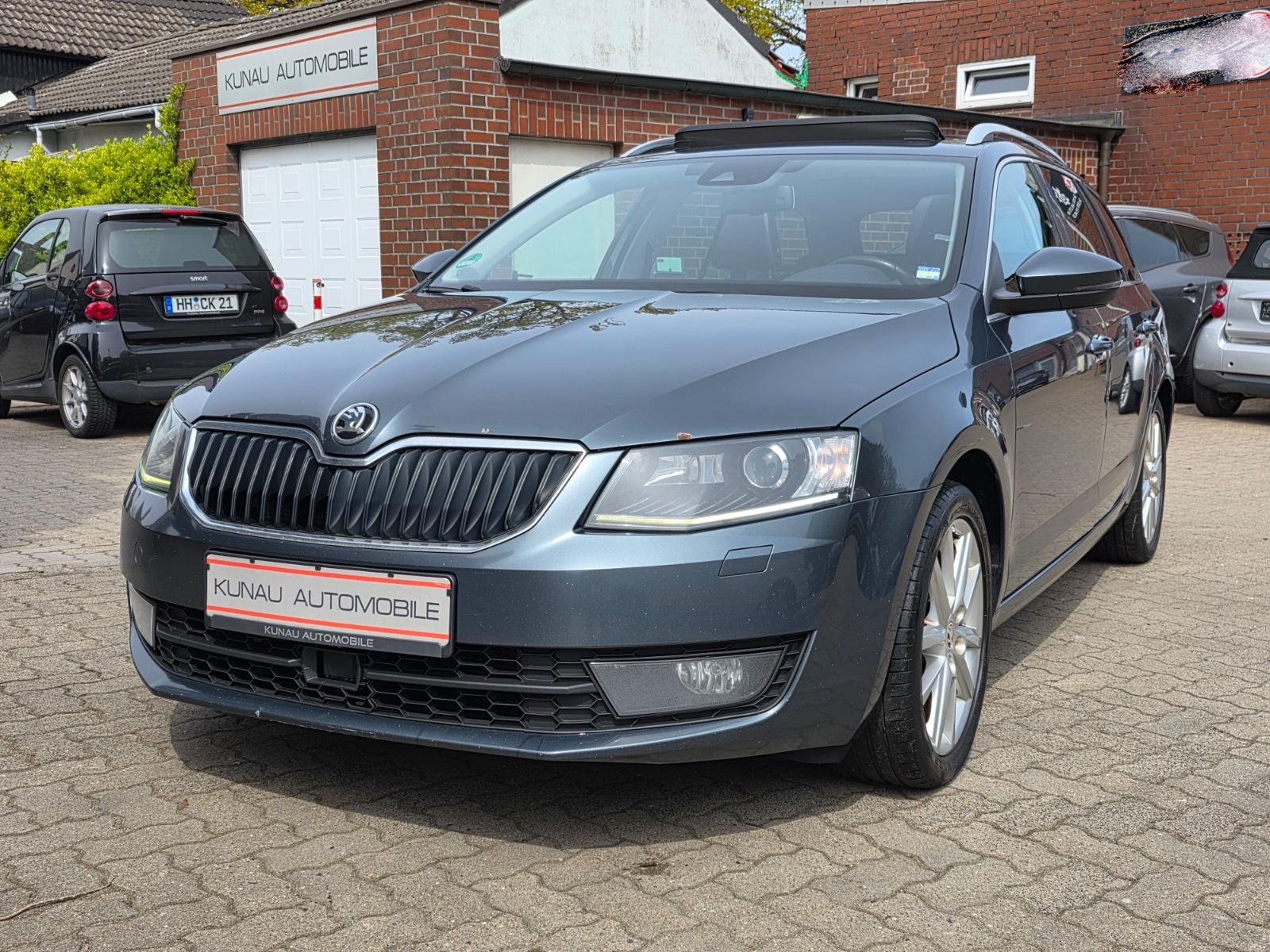 Skoda Octavia Combi 2.0 TDI Elegance 1.HD/PANO/LEDER