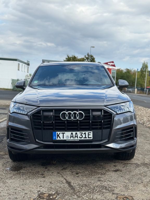Image of Audi Q7
