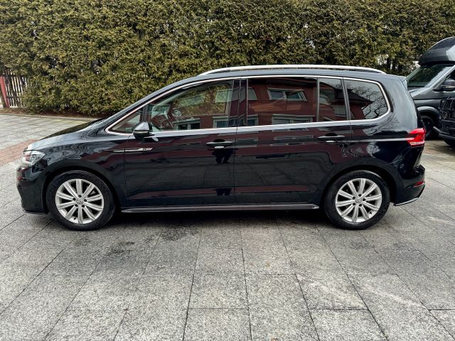 Volkswagen Touran 2.0 TDI DSG R-Line *7-Sitzer*Panorama*AHK