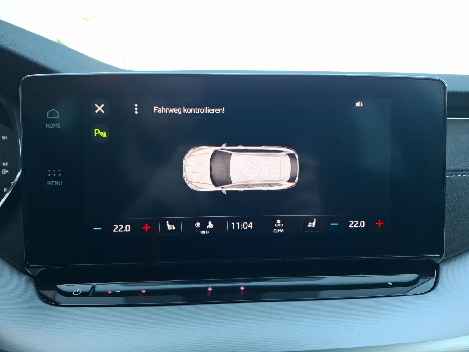 Fahrzeugabbildung SKODA Octavia Combi TSI Style Matrix Navi HUD ACC AHK
