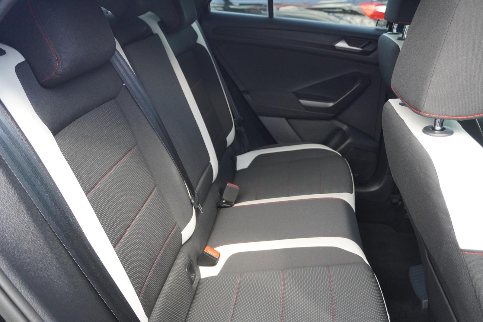 Volkswagen T-Roc 1.5 TSI DSG Sport LED Navi Virtual Cockpit