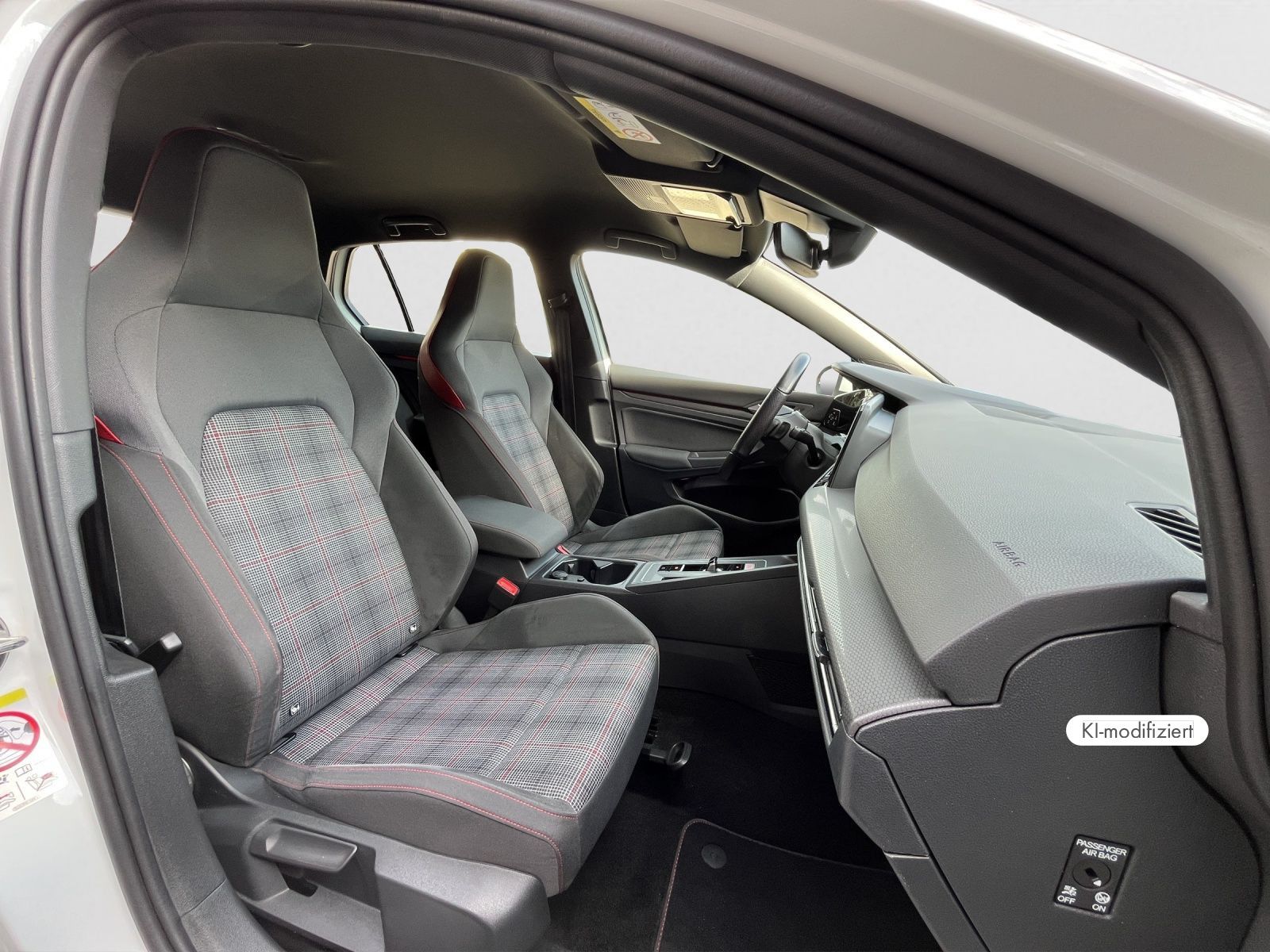 Volkswagen Golf VIII GTI 2.0 TSI DSG AHK KAMERA DCC ACC foto 5