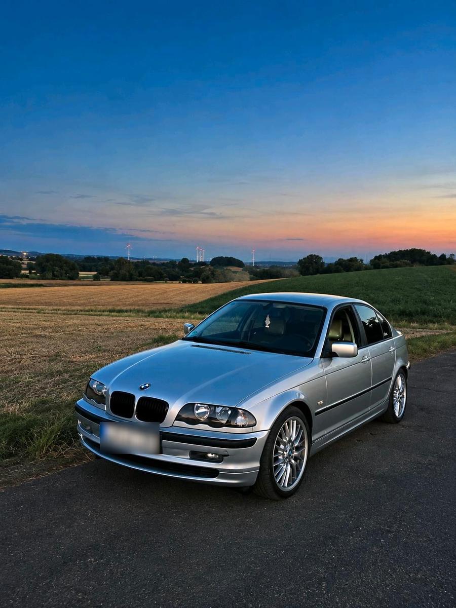 BMW 325