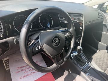 Volkswagen Golf - 7