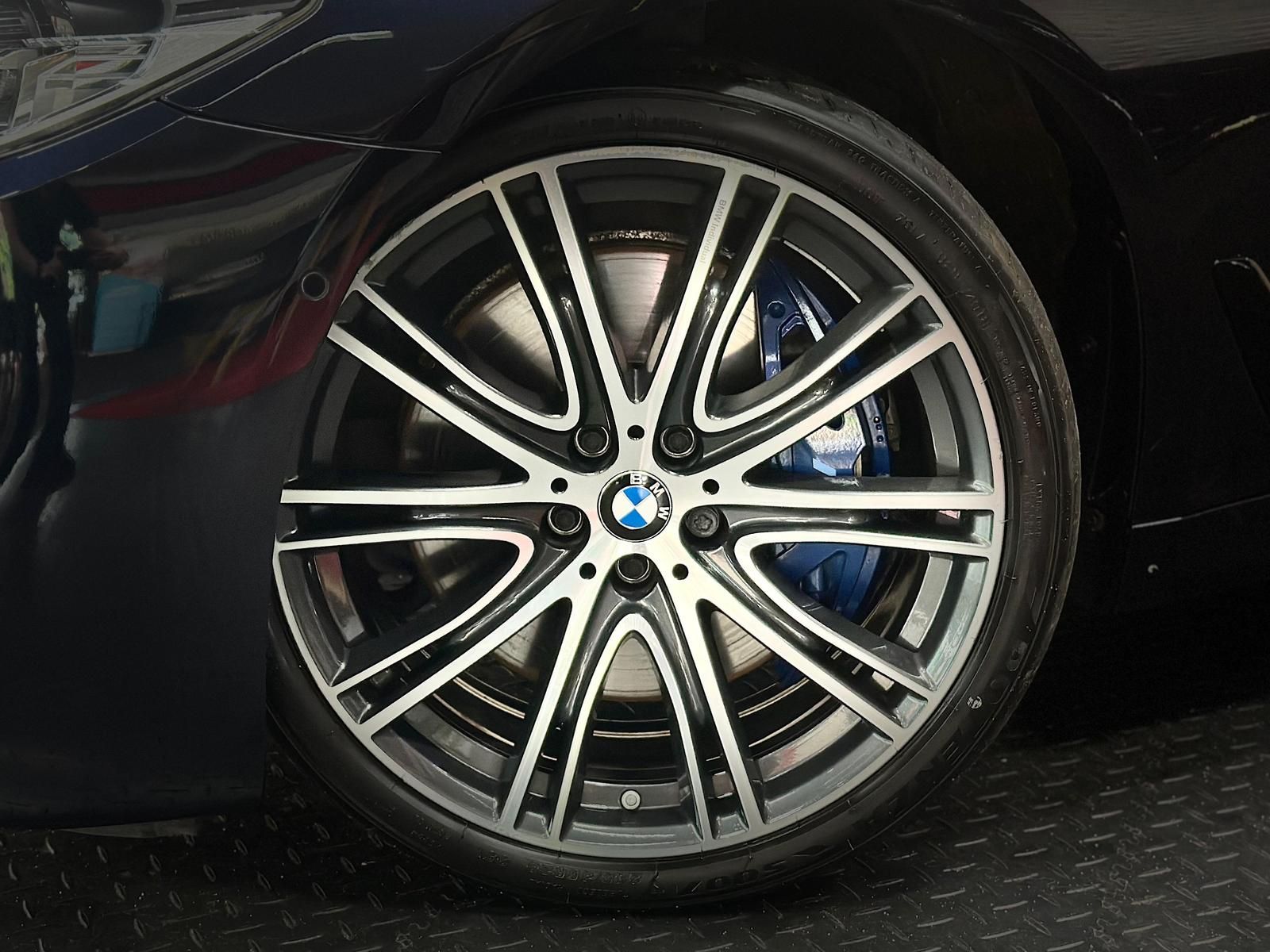 BMW 540i xDrive M SPORT SHADOWBLACK LED#AHK#ACC#PANO - Image 9