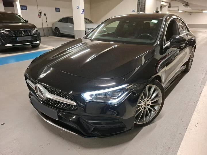 Mercedes-Benz CLA 200 AMG line