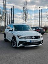 Volkswagen VW Tiguan 2.0 TDI 4M Rline DSG Standheizung - Volkswagen Tiguan: Limousine