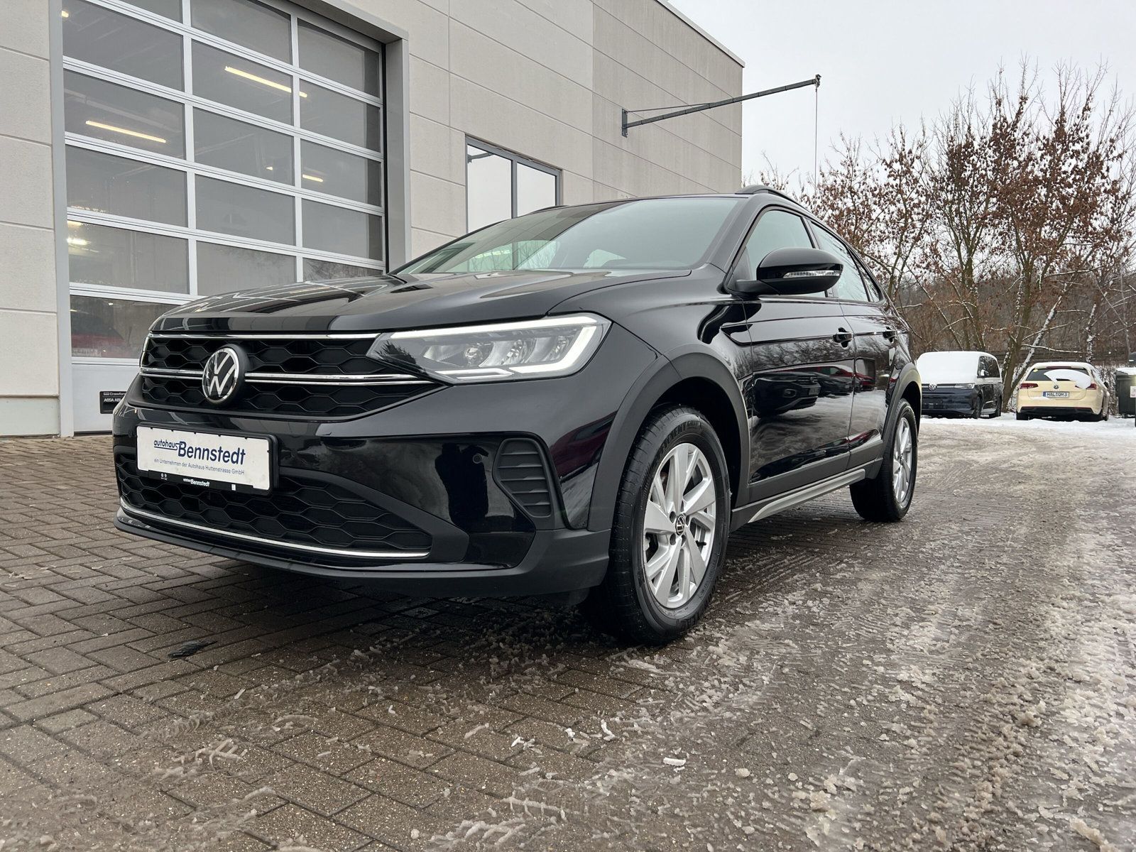Fahrzeugabbildung Volkswagen Taigo 1.0 TSI DSG Life LED VIRTUAL NAVI SHZ