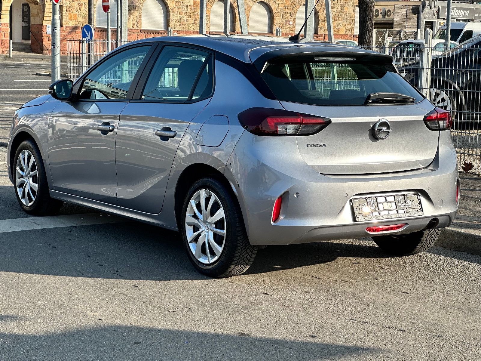 Fahrzeugabbildung Opel Corsa F Edition / PDC / Navi / CarPlay