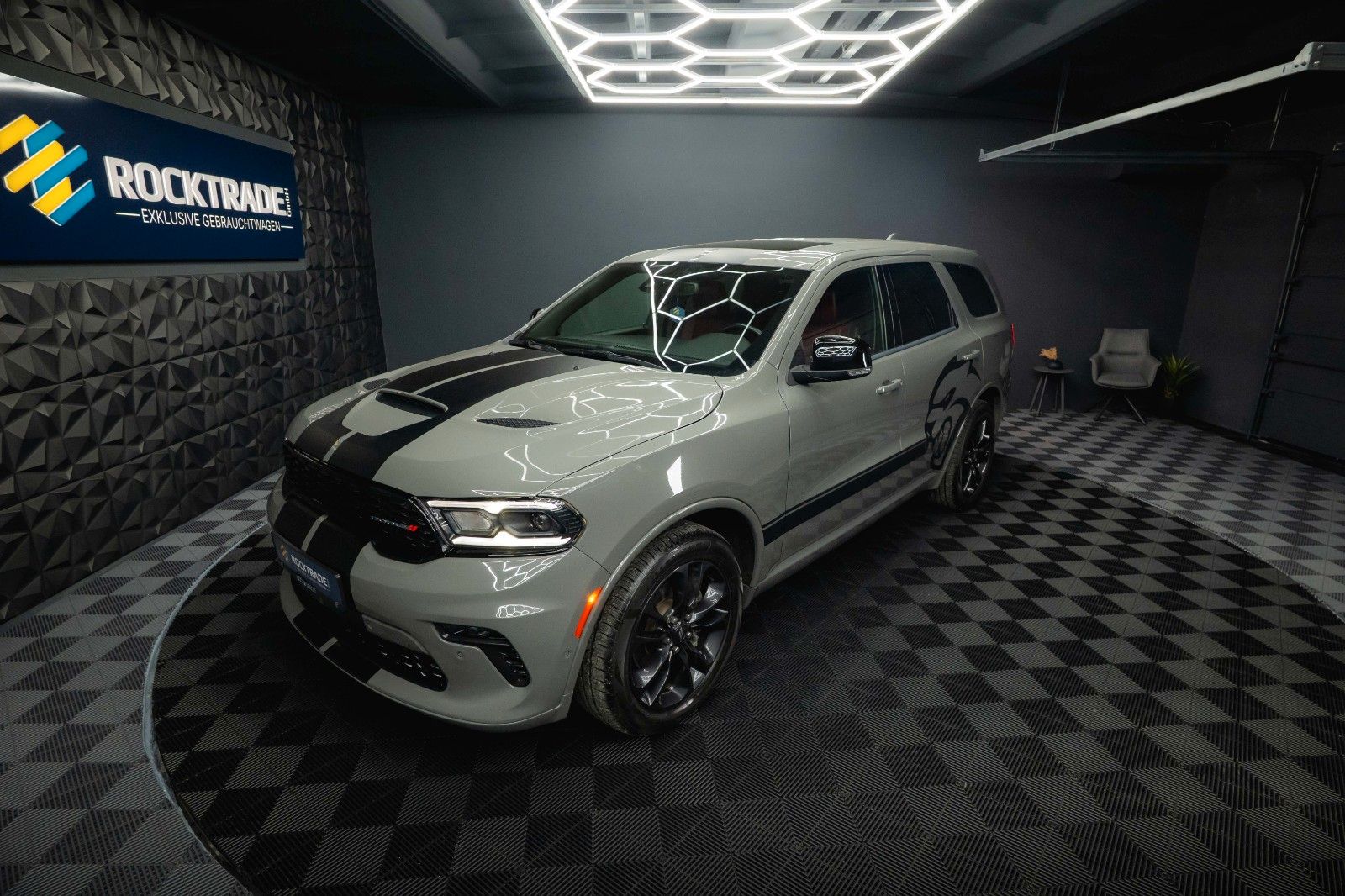 Fahrzeugabbildung Dodge Durango 5.7 V8 R/T 4x4 Night-Paket Modell 22 LED
