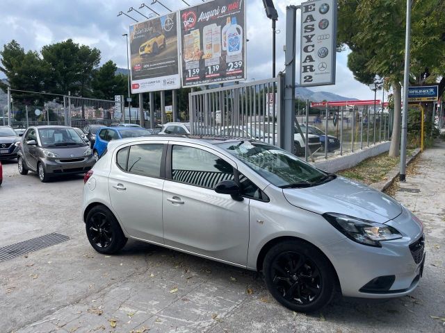 Opel Corsa 1.2 5 porte Black Edition