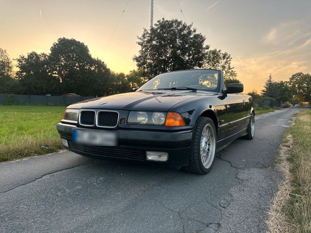 BMW E36 318i Cabrio