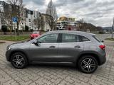 Mercedes-Benz GLA 180 DCT - - Mercedes-Benz GLA 180: Von Privat