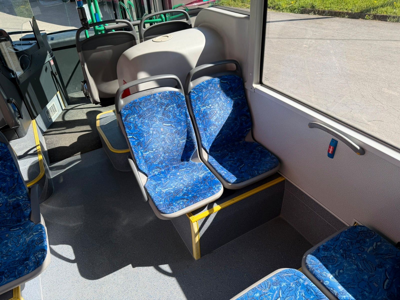 MAN  2015 - Image 26 of 28