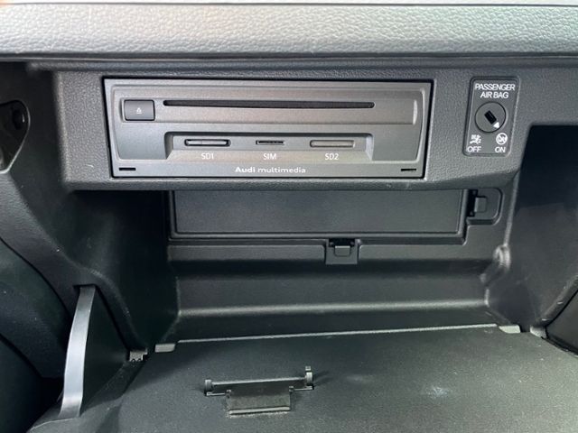 Q2 1.4 TFSI design KLIMA NAVI ALU