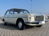 Mercedes-Benz W115 /8  230.4 - Mercedes-Benz mit Benzin-Antrieb: W115