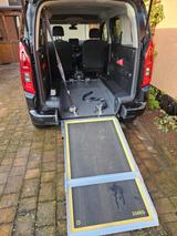 Opel Combo Rollstuhlgerecht - Behindertengerechte Opel Combo