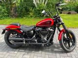 Harley-Davidson Street Bob FXBBS 114 mit J&H - Harley-Davidson Street Bob 114 (FXBBS)