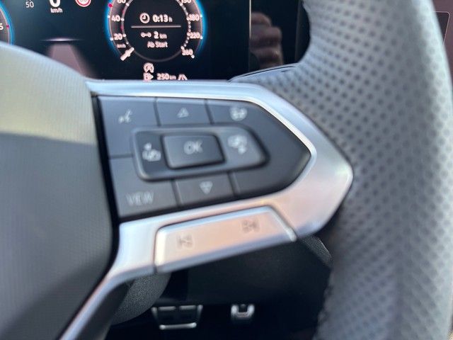 Fahrzeugabbildung Volkswagen Tayron 2.0TDI DSG 4M R-LINE AHK+PANO+STDHZG+20"+