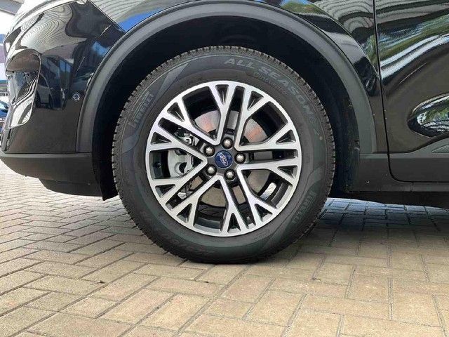 Fahrzeugabbildung Ford Kuga Plug-In Hybrid Titanium Automatik AHK NAVI