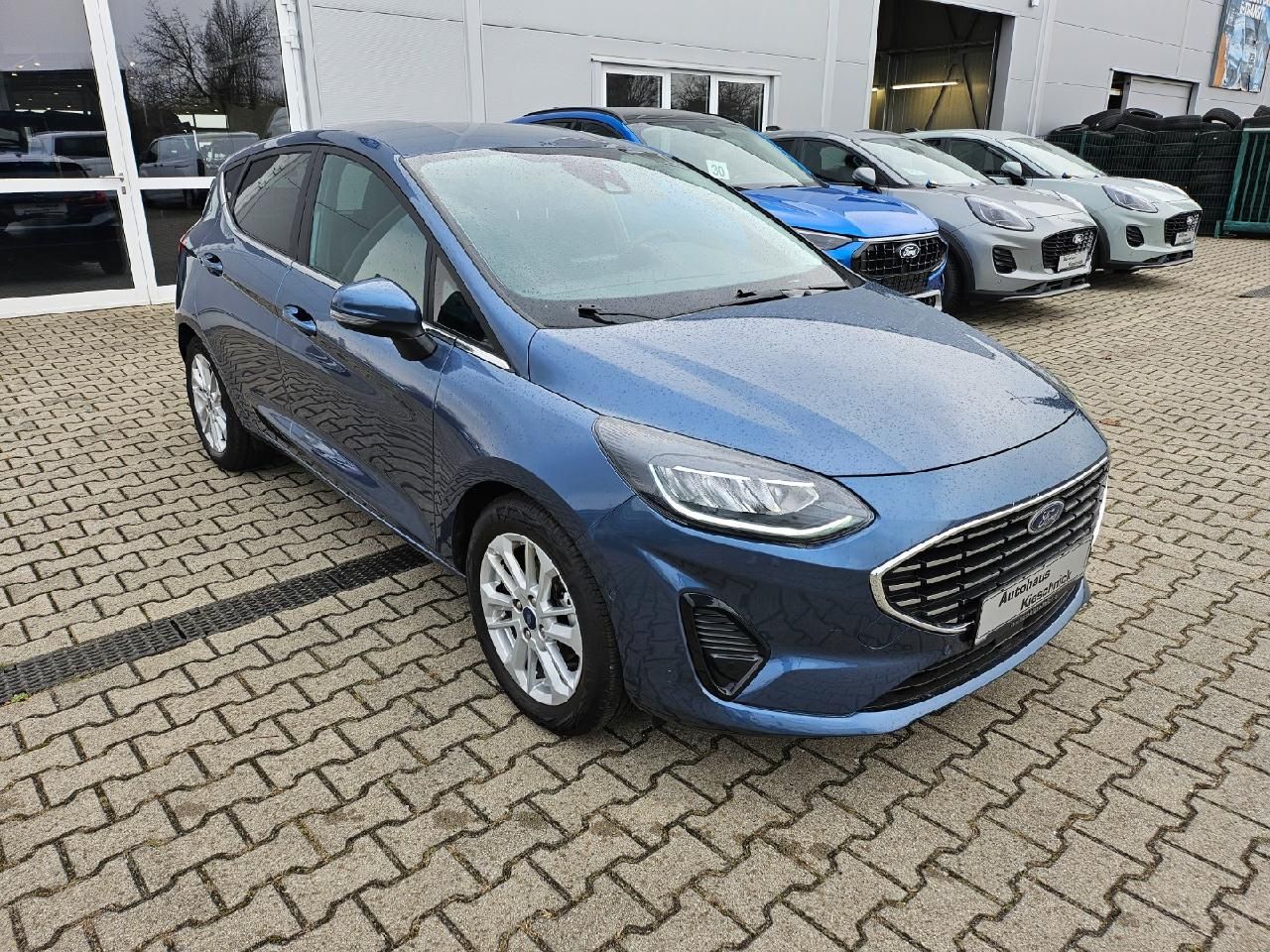 Fahrzeugabbildung Ford Fiesta Titanium