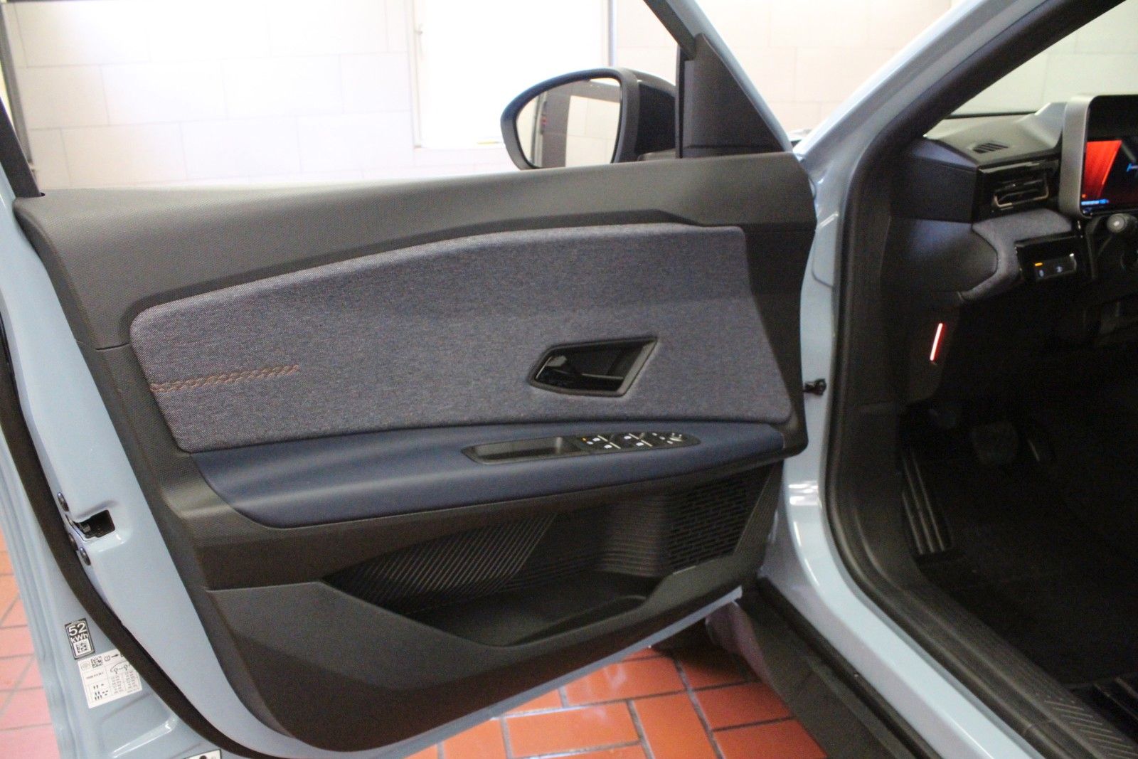 Fahrzeugabbildung Renault R 4 150 Comfort Range Techno*Winterpaket*