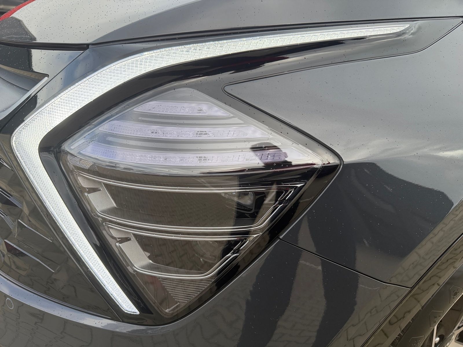 Fahrzeugabbildung Kia SPORTAGE 1.6T 48V 2WD DCT Spirit