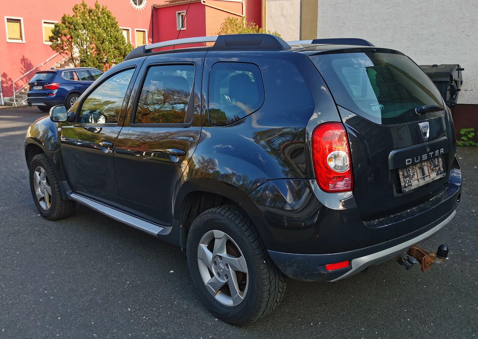 Dacia Duster 2011 — interior