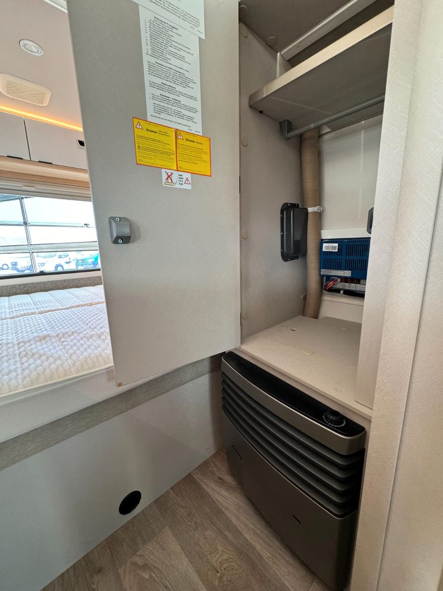 Fahrzeugabbildung HYMER / ERIBA / HYMERCAR Eriba Touring 530  - 9.619€ SPAREN