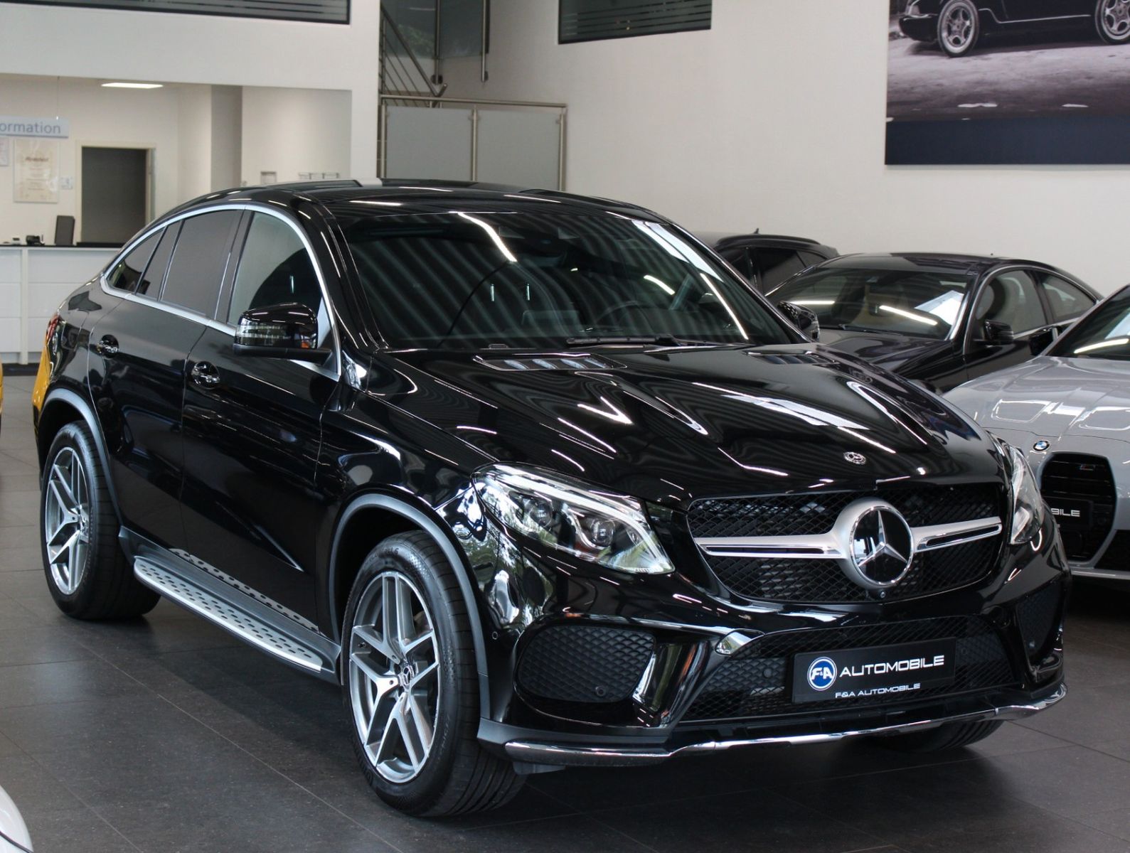 Fahrzeugabbildung Mercedes-Benz GLE 350d Coupe 4Matic AMG Line 1.Hand+Pano+VOLL