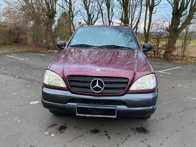 Mercedes-Benz ML 320 320