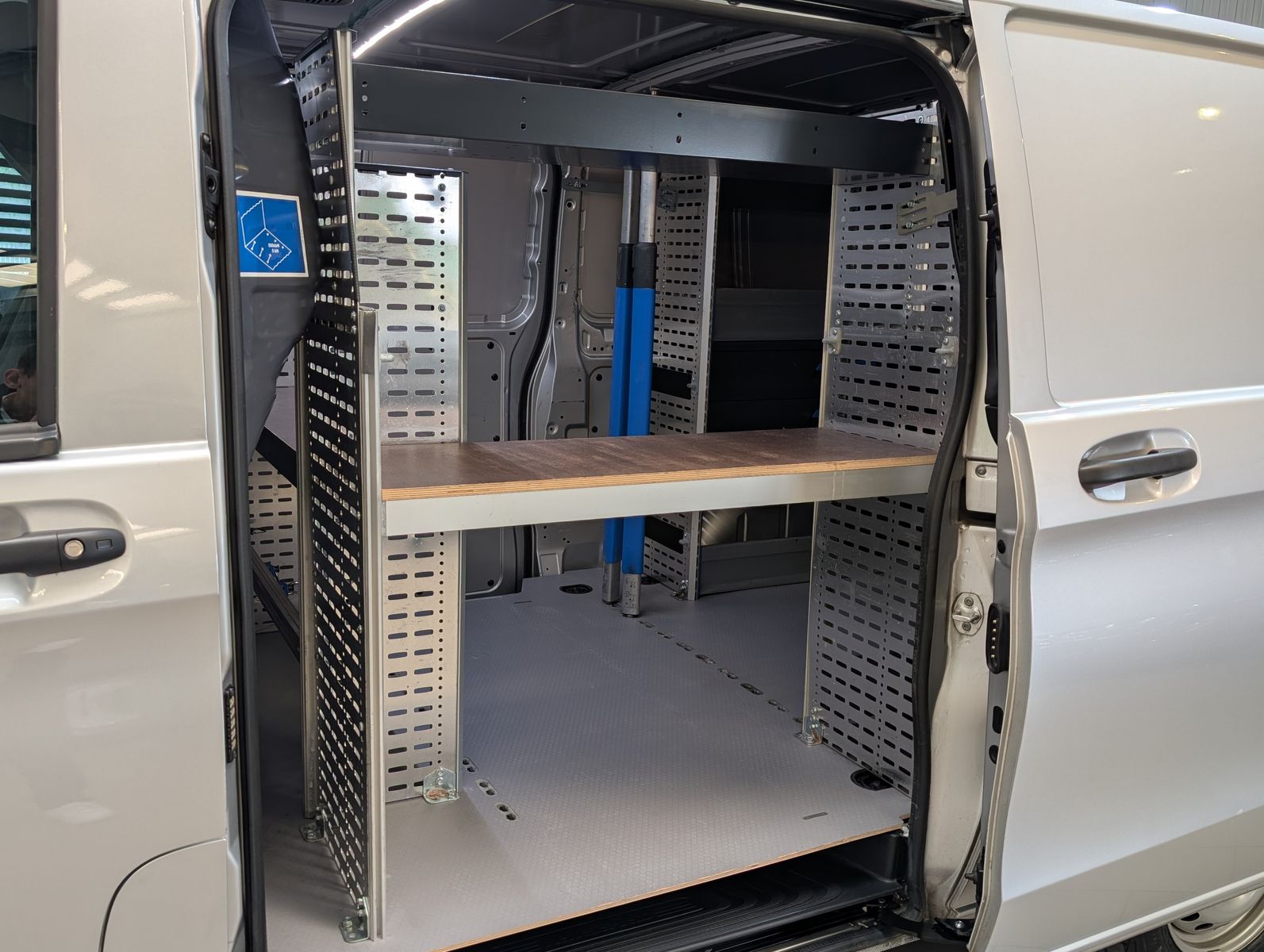 Fahrzeugabbildung Mercedes-Benz Vito 116 CDI*PRO*EXTRALANG*KAMERA*STNDHZ/SORTIMO