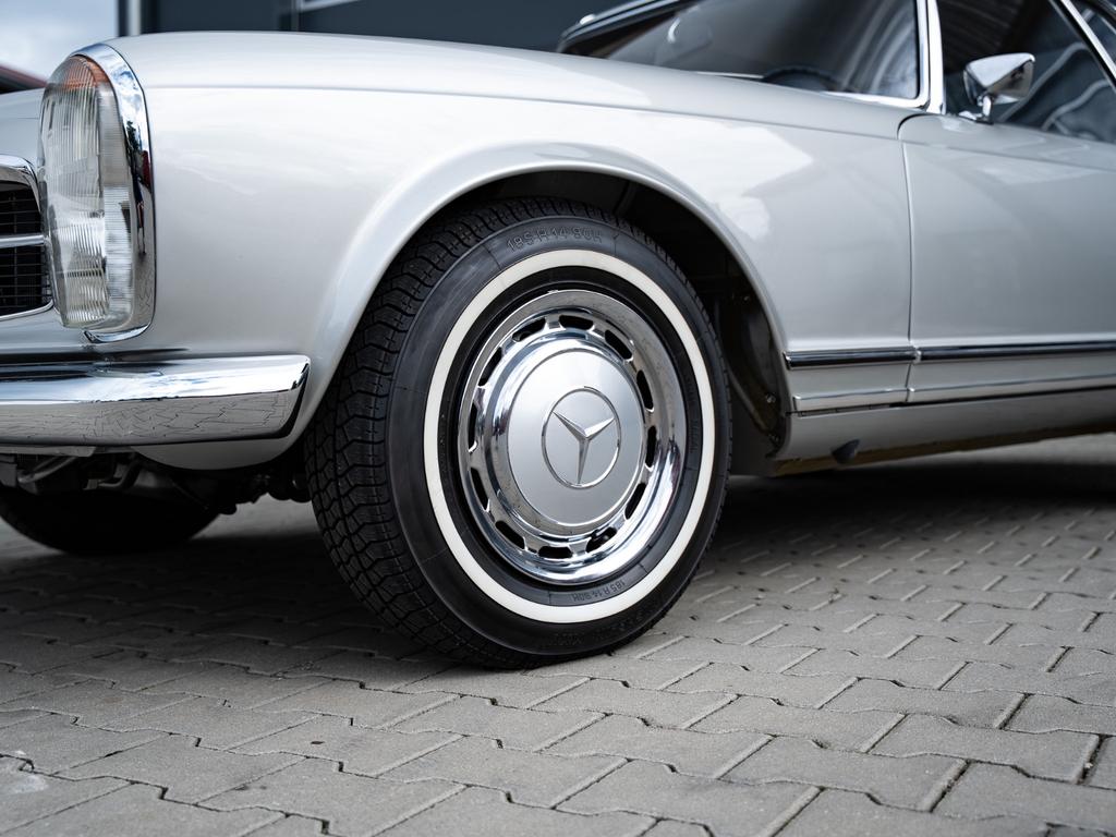 Mercedes-Benz SL 280